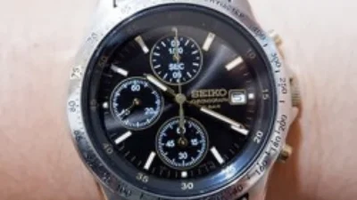 3 Model Jam Seiko Chronograph Cocok dipakai Pria Cool, Harga Terjangkau