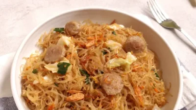 Resep Bihun Goreng yang Lembut dan Super Enak (100% Bahan Lokal)