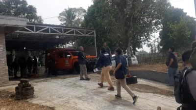 Rekontruksi Pembunuhan Ibu dan Anak di Subang