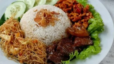 Resep Nasi Uduk Sederhana. (Sumber Gambar: Resep Kekinian/Sukmawati__rs