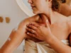 Perbedaan Body Serum dan Body Lotion (Image From: Pexels/Karolina Grabowska)