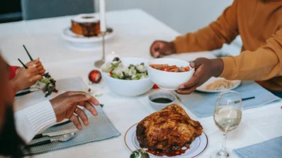 5 Makanan yang Enak di Malam Hari, Perut Kenyang dan Tidurpun Nyenyak Sampai Pagi (Image From: Pexels/Any Lane)