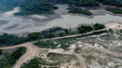 Kekeringan Sungai Amazon. (Sumber Gambar: www.dw.com)