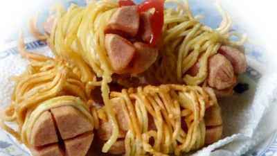 Resep Sosis Mie Gulung (Image From: Fun and Happy Cooking)