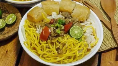 Soto Mie Bogor. (Sumber Gambar: Masak Apa Hari Ini)