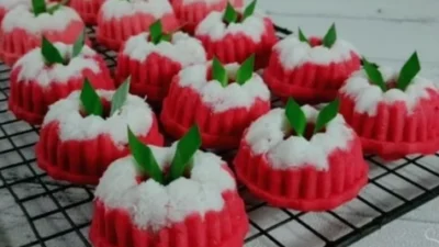 Resep Putu Ayu Merah Putih Camilan Tradisional yang Meriah dan Lezat