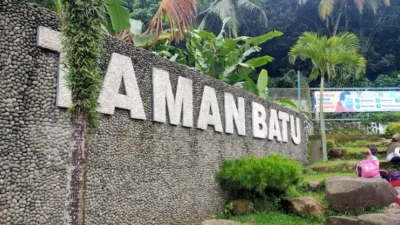 Taman Batu Purwakarta