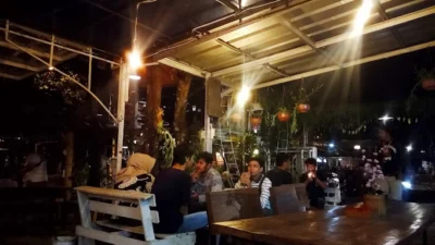 Borneo Kopi, Kedai Kopi Terfavorit dengan Suasana Asri