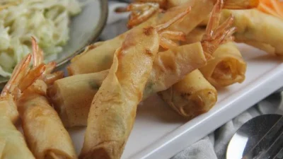 Cara Membuat Spring Roll Udang Frozen Food yang Renyah