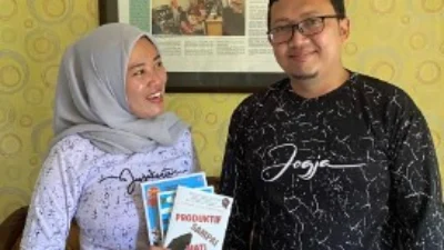 Berkat Hadiah dari Pakar Komunikasi Dr Aqua Dwipayana, ASN di RSUD Negara Jembrana Bisa Wujudkan Impian Berlibur Bersama Suami yang Terpisah Kota