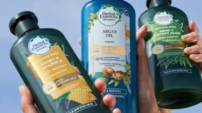 Rekomendasi 5 Herbal Essence Shampoo yang Mampu Atasi Masalah Rambut dengan Cepat (image from Herbal Essence)