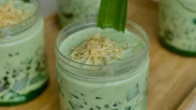 3 Resep Es Buko Pandan yang Enak dan Seger, Tidak Nyangkut Dileher!