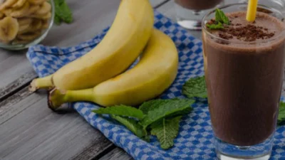 Resep Es Cokelat Pisang Kacang, Minuman Dingin yang Segar!