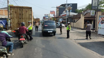 Prosedur Penilangan yang Benar, Cek Pajak Kendaraan di Pegaden Subang