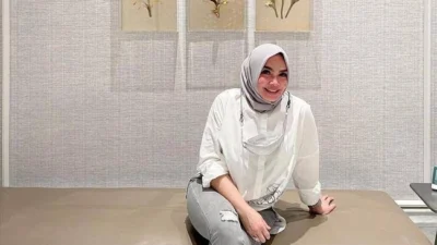 5 Bisnis Mama Rieta Ibu Nagita Slavina, Pantesan Tajir Melintir