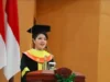 Tina Toon Wisuda di Universitas Terbuka, Kembali Mau Jadi Legislator