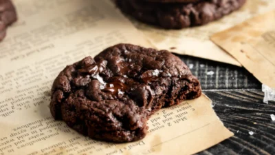 3 Resep Kue Kering Coklat yang Bikin Kamu Ketagihan, Ngemil Dulu Gak, sih (Image From: Make It Dough)