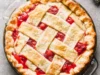 Camilan Cherry Pie yang Manis, Suasana Hati Kamu Auto Terpikat (Image From: Tastes Better From Scratch)