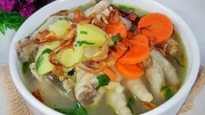 Sayur Sop Bening Ceker. (Sumber Gambar: Yummy App)