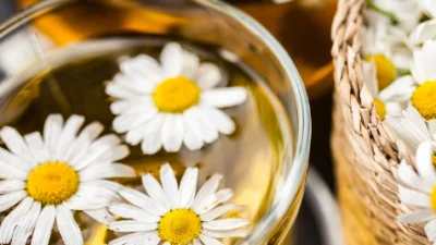 5 Manfaat Teh Chamomile yang Jarang Diketahui Orang, Bikin Sehat Banget (Image From: CandleScience)