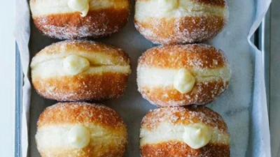 Cobain Resep Donat Empuk dengan Milk Cream yang Super Manis dan Creamy (Image From: The Feedfeed)