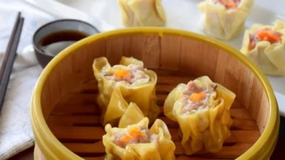 Dimsum Ayam Ekonomis. (Sumber Gambar: Taste Of Asian Food)