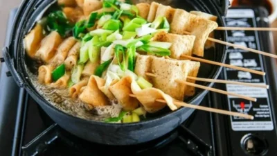 Resep Odeng Kuah yang Hangat, Camilan Enak di Musim Dingin (Image From: My Korean Kitchen)