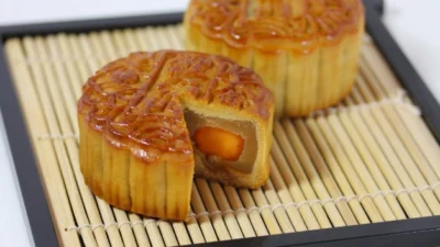 Mooncake Klasik. (Sumber Gambar: Koi Palace)