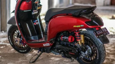 Modifikasi Scoopy Merah