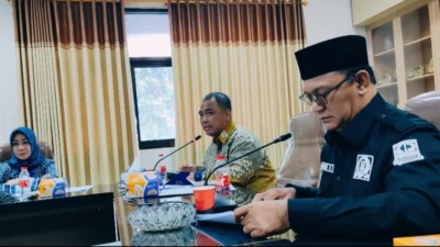 Pansus Raperda Penyelenggaraan Pemakaman Kabupaten Karawang Bahas Potensi PAD