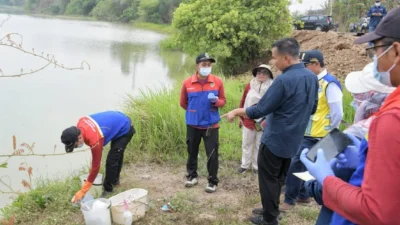 Tercemar, Pejabat Gubernur Jawa Barat Tinjau Bendungan Barugbug