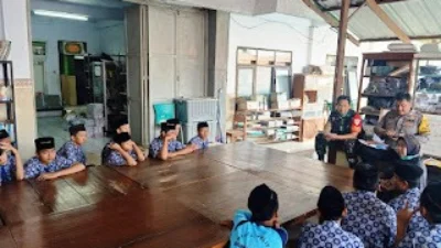 Program Babinsa Serbu Sekolah di Karawang, Komunikasi Sosial Jaga Kondusifitas