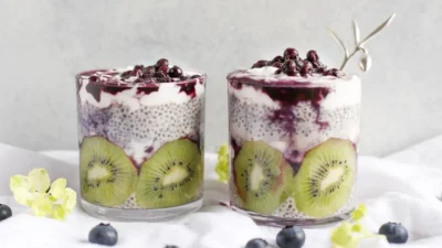 Resep Chia Seed Pudding Cocok Buat Nurunin Berat Badan. Badan Kecil Tanpa Mengurangi Asupan Makan!