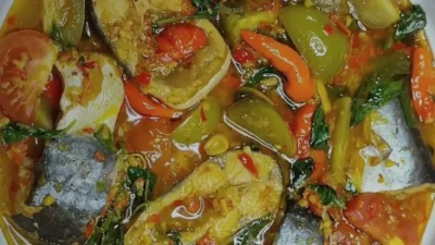 Cara Membuat Dan Resep Ikan Asam Pedas, Pedasnya Bikin Ketagihan Loh