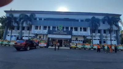 Jelang Serah Terima Jabatan Penjabat Bupati Subang, Karangan Bunga Penuhi Kantor Bupati