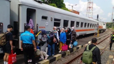 Diskon Tiket Kereta Api untuk Libur Akhir Tahun: Cek Syaratnya!