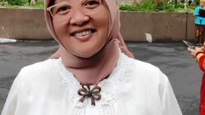 Irine Puspita Guru SLBN Subang dengan Segudang Prestasi