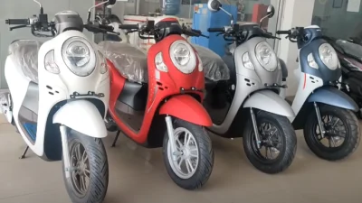 Harga Scoopy 2024 Tipe dan Harga Lengkap Dengan Fiturnya(YT_SUPER HONDA)