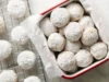 Resep Snowball Cookies, Kue Kering ala-ala Bola Salju yang Cocok Dinikmati di Hari Natal (Image From: Land O'Lakes)