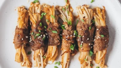 Beef Enoki Roll. (Sumber Gambar: Chloe Ting)