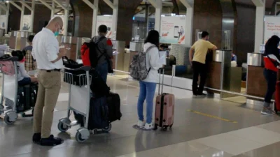 Laptop Mesti Dikeluarkan Ketika Akan Pemeriksaan di Bandara