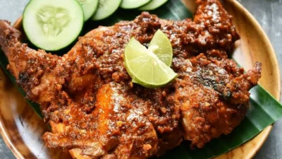 Resep Ayam Bakar Taliwang, Pedesnya Bikin Nasi Sebakul Habis