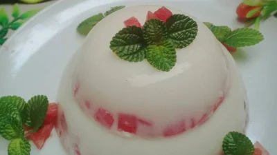 5 Kreasi Puding Semangka Susu, Cemilan Enak!