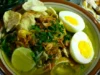 Resep Lontong Soto Ayam, Hidangan Sederhana Cocok Untuk Sarapan di Pagi Hari (image from screenshot Youtube ryan kitchen jw)