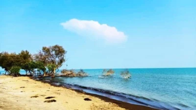 5 Pantai di Subang Punya Pesona Surga yang Eksotis, View Ga Kaleng-Kaleng!