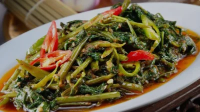 Resep Tumis Kangkung Saus Tiram yang Lezat dan Sederhana