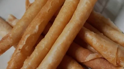 Cara Membuat Cheese Roll dari Kulit Lumpia