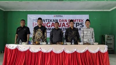 Panwascam Cipunagara Lantik Ratusan PTPS