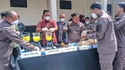 Kejari Karawang Musnahkan Barang Bukti Kejahatan, Berikut Daftarnya