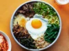 Cobain Bikin Resep Bibimbap Khas Korea ini di Rumah, Auto Kenyang Banget! (Image From: Bon Appetit)